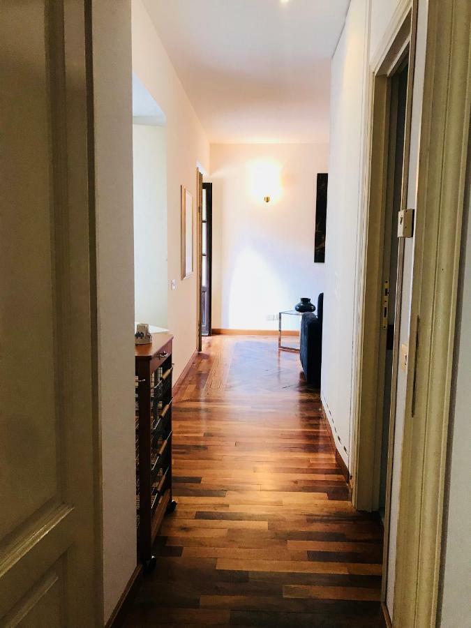 Comecasa Duomo - San Babila Lovely Apartment Милан Экстерьер фото